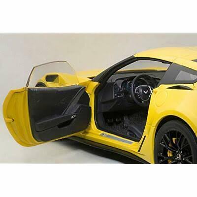 1:18 Chevrolet Corvette C7 Z06 Racing Yellow V8792