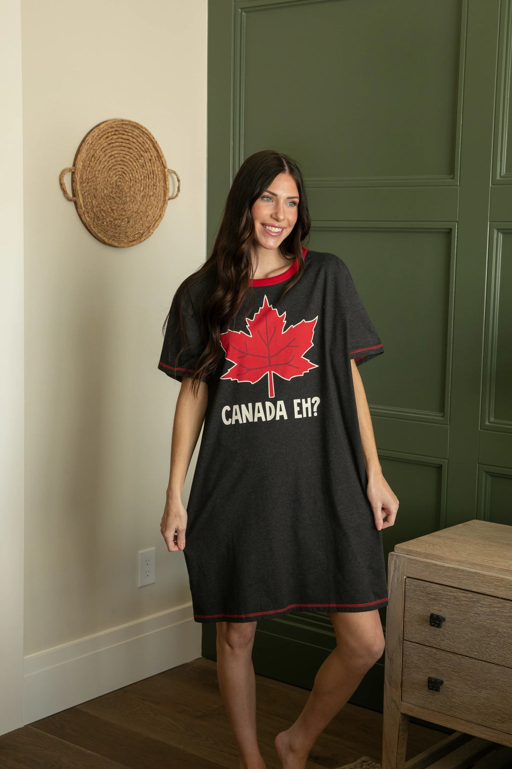Maple Leaf Animal Designs Sleepshirt Q603098