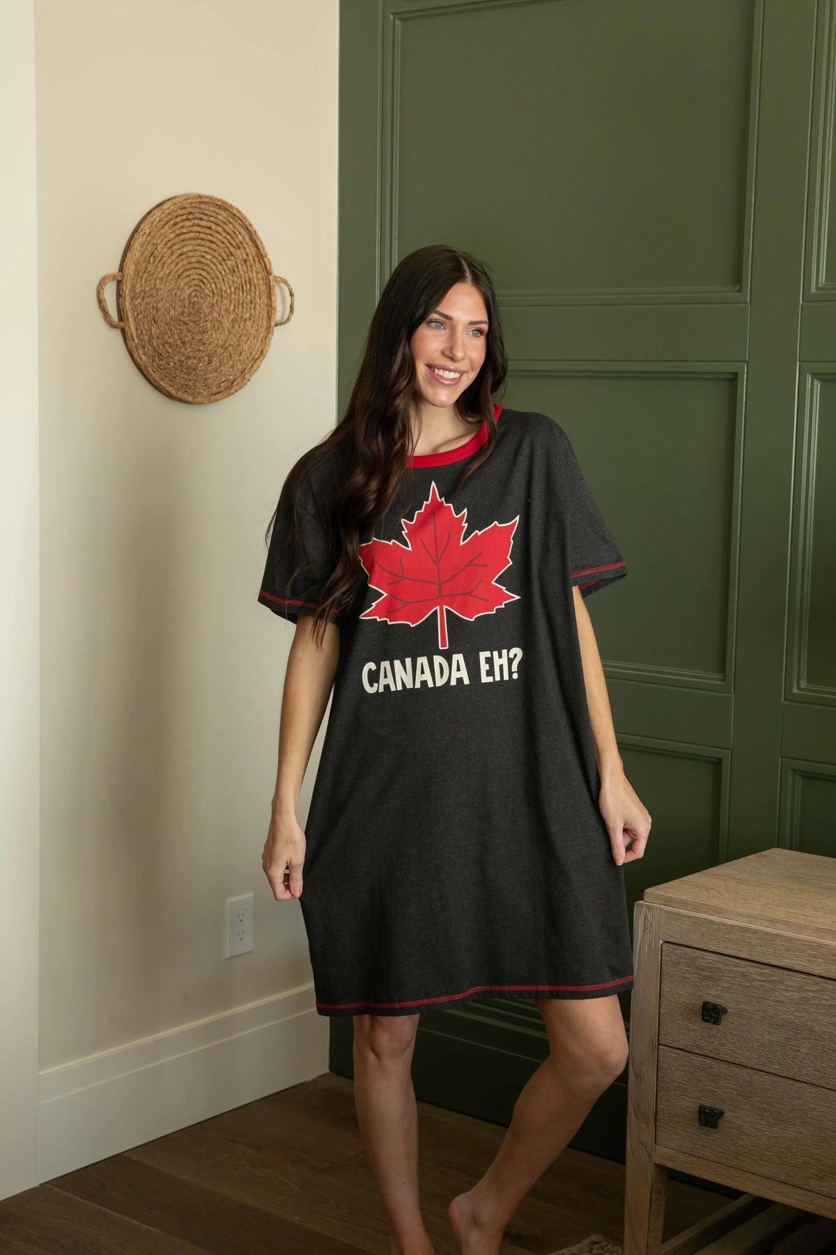 Maple Leaf Animal Designs Sleepshirt Q603098