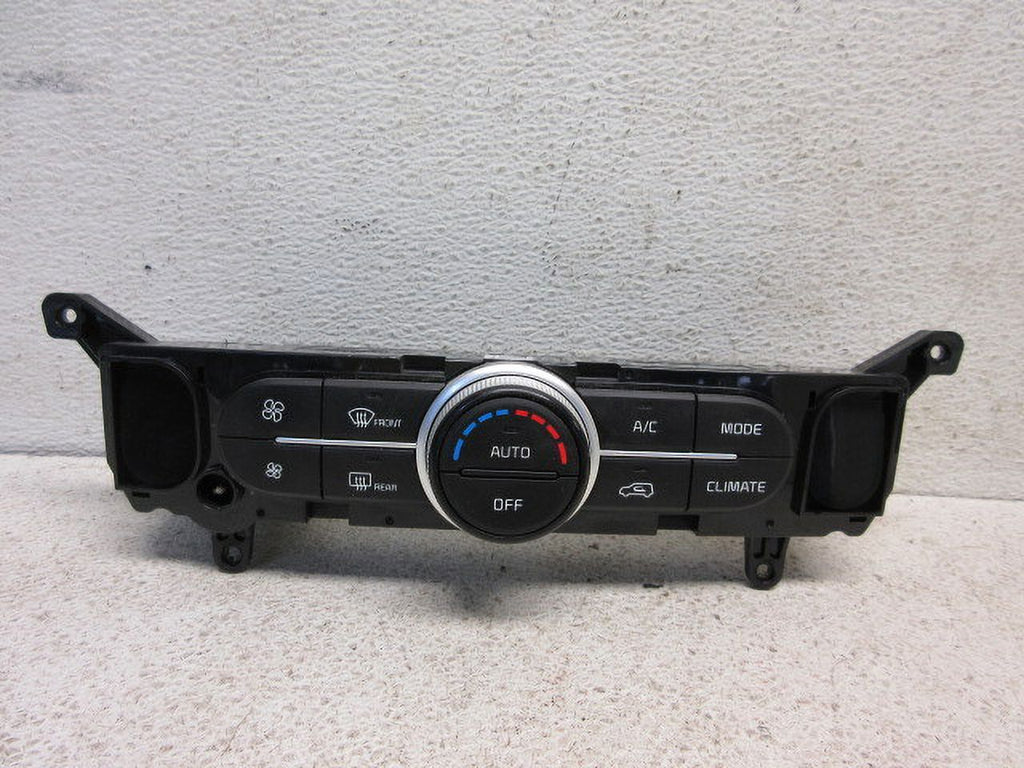 Pre-Owned Kia Soul Heat A/C Temperature Control Unit X321380
