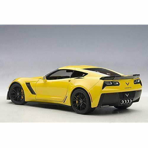1:18 Chevrolet Corvette C7 Z06 Racing Yellow V8792