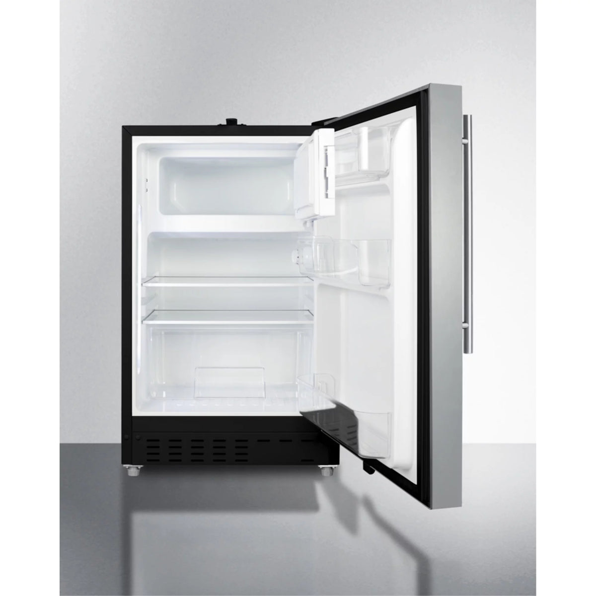 Compact Refrigerator E752