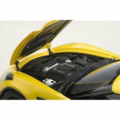 1:18 Chevrolet Corvette C7 Z06 Racing Yellow V8792