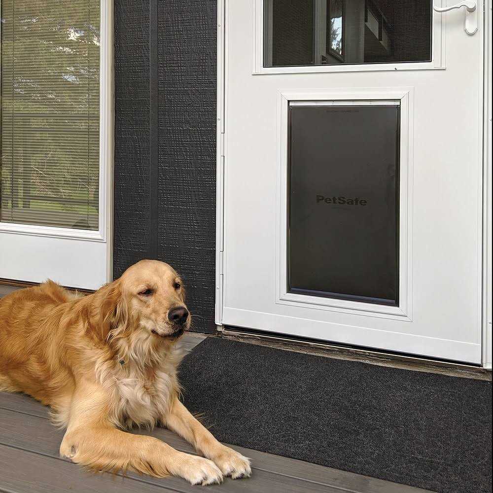 White High-view Wood Core Storm Door E694