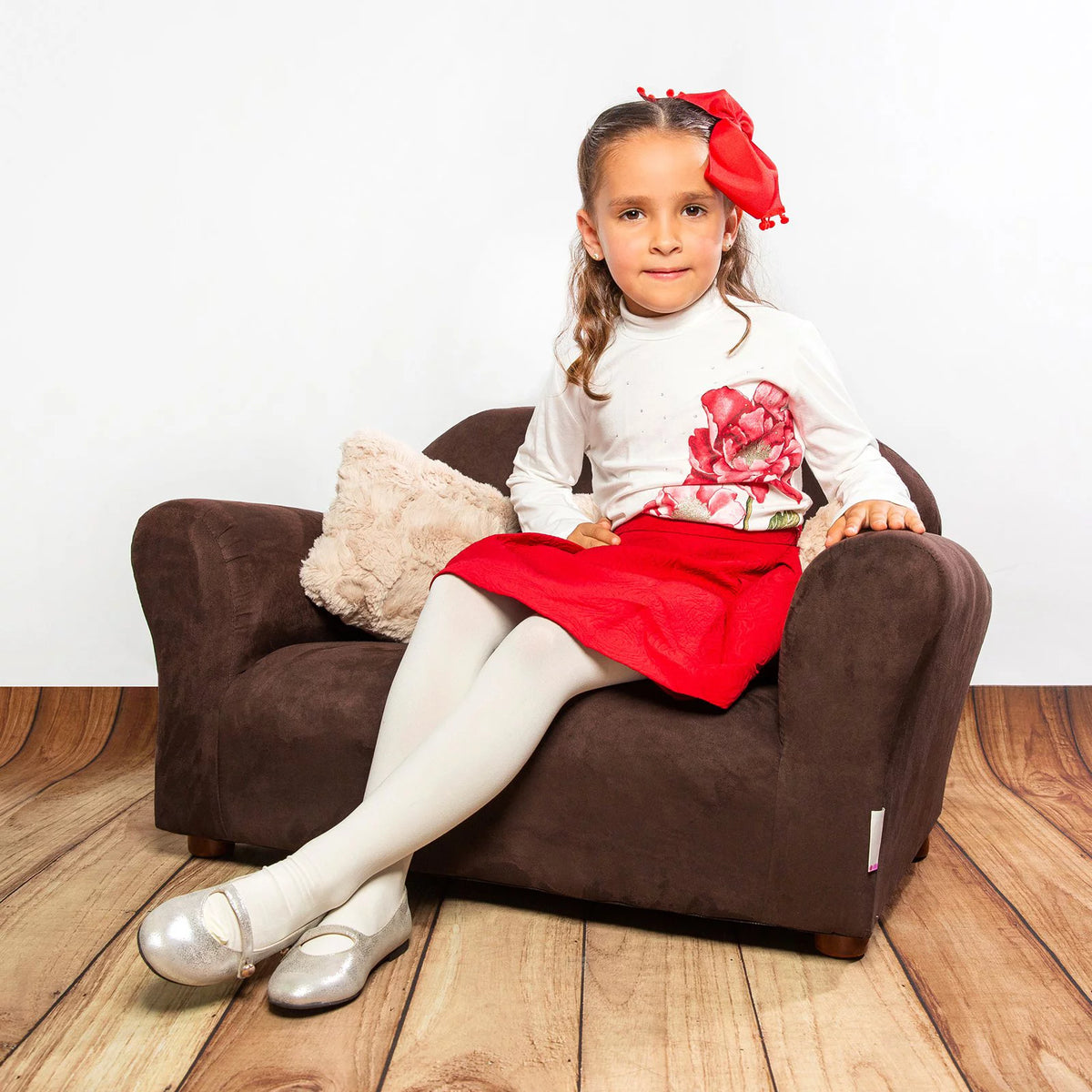 Brown Plush Kids Sofa with Accent Pillows J953