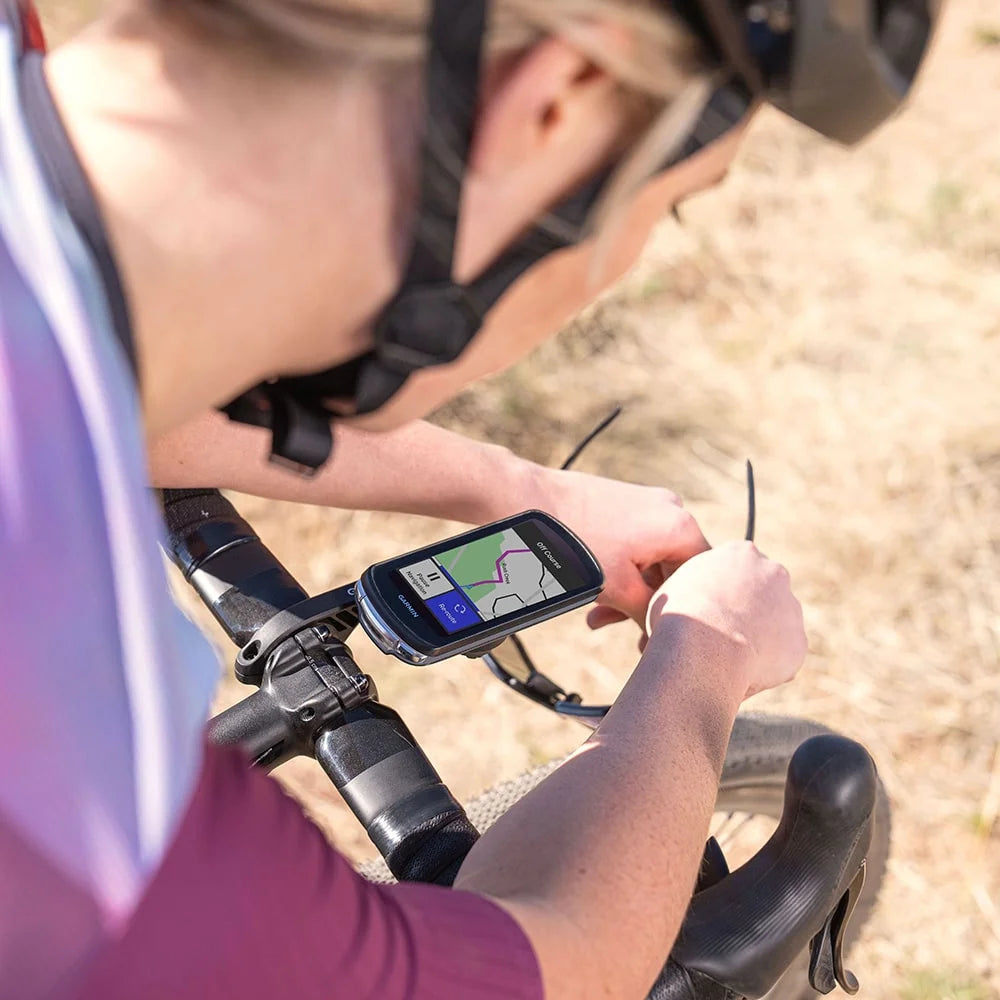 Garmin Edge 1040 Solar GPS Bike Computer with Speed Sensor 2, Cadence Sensor 2, HRM-Dual, White Silicone Case, & Mounts Z858