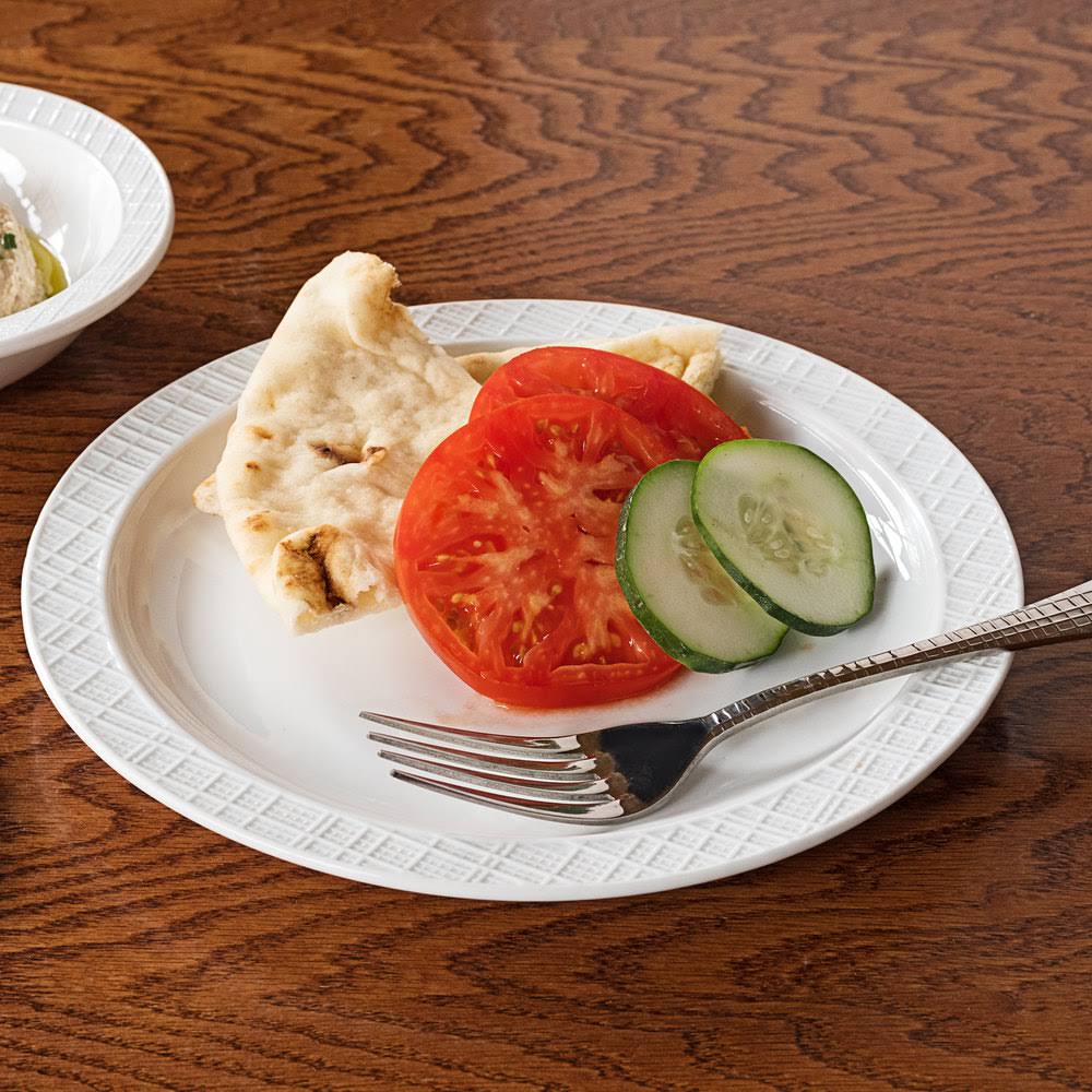 Bright White Stoneware Narrow Rim Plate - 24/Case R484079